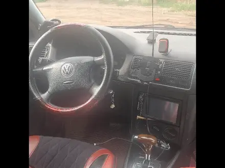 Volkswagen Jetta 2003 года за 1 700 000 тг. в Алматы – фото 7