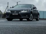 Lexus ES 300h 2015 года за 9 000 000 тг. в Атырау