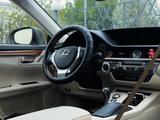 Lexus ES 300h 2015 года за 9 000 000 тг. в Атырау – фото 5