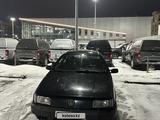 Volkswagen Passat 1991 годаfor1 200 000 тг. в Астана – фото 2