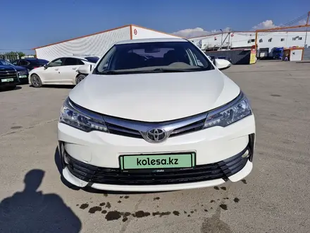 Toyota Corolla 2017 года за 6 300 000 тг. в Алматы – фото 2
