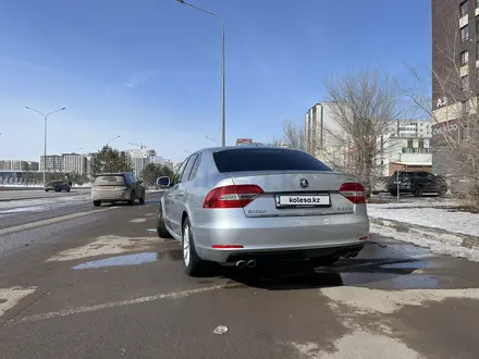 Skoda Superb 2014 года за 8 000 000 тг. в Астана – фото 7