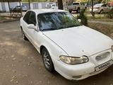 Hyundai Sonata 1998 года за 1 100 000 тг. в Тараз – фото 2