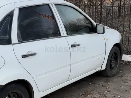 ВАЗ (Lada) Granta 2190 2014 года за 1 500 000 тг. в Уральск – фото 5