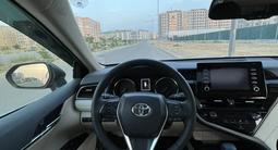 Toyota Camry 2023 года за 16 900 000 тг. в Актау – фото 4