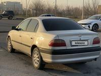 Toyota Avensis 1999 годаүшін2 500 000 тг. в Алматы