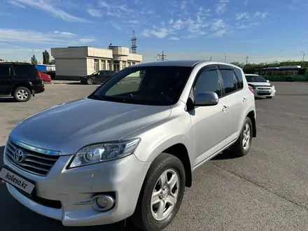 Toyota RAV4 2011 года за 8 300 000 тг. в Алматы