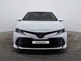 Toyota Camry 2018 годаүшін10 390 000 тг. в Алматы – фото 2