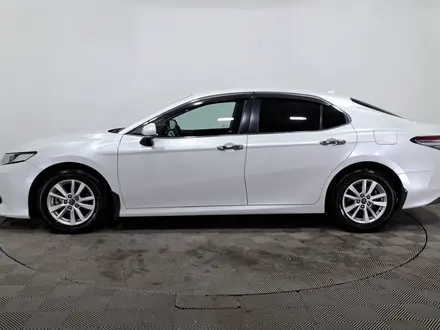Toyota Camry 2018 года за 10 390 000 тг. в Алматы – фото 7