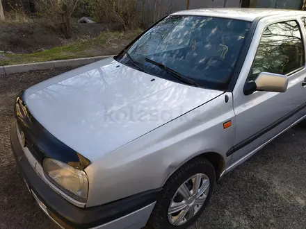 Volkswagen Golf 1996 года за 1 600 000 тг. в Талдыкорган – фото 4