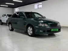 Toyota Avensis, 1999