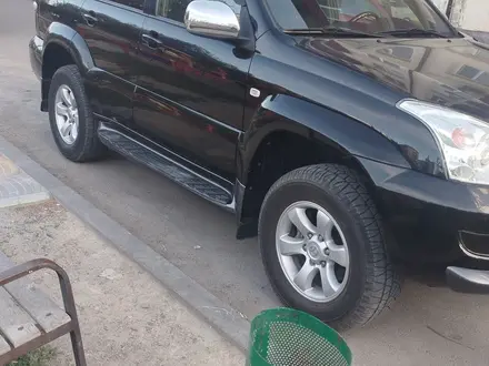Toyota Land Cruiser Prado 2007 года за 12 000 000 тг. в Атырау – фото 3