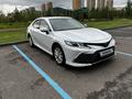 Toyota Camry 2023 годаfor17 000 000 тг. в Астана – фото 5