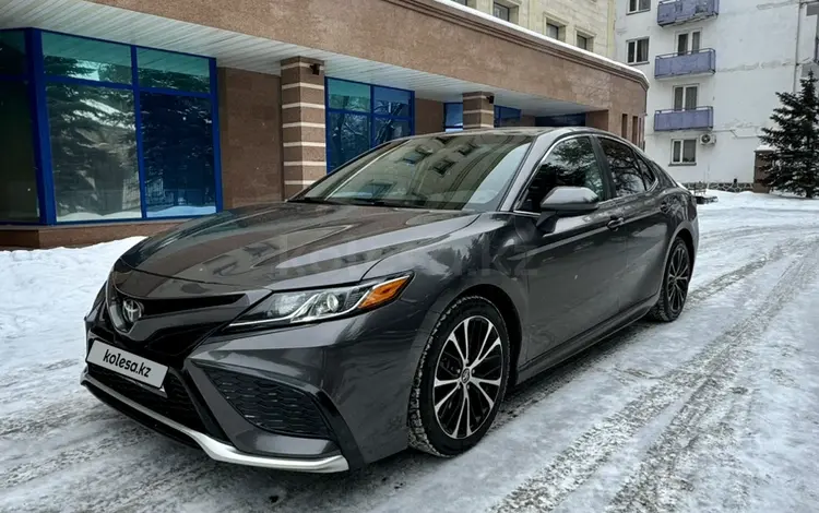 Toyota Camry 2018 года за 12 000 000 тг. в Павлодар