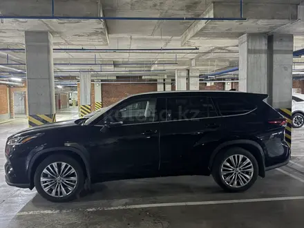 Toyota Highlander 2024 года за 36 000 000 тг. в Астана