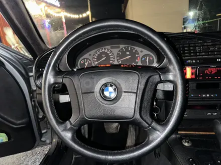 BMW 328 1996 года за 2 600 000 тг. в Алматы – фото 15