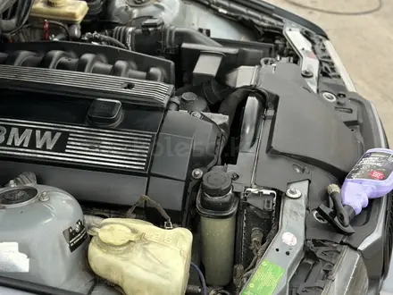 BMW 328 1996 года за 2 600 000 тг. в Алматы – фото 6
