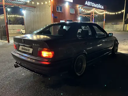 BMW 328 1996 года за 2 600 000 тг. в Алматы – фото 21