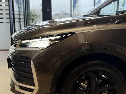 Geely Coolray Standard 2025 года за 8 990 000 тг. в Актобе – фото 5