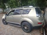 Mitsubishi Outlander 2008 года за 1 200 000 тг. в Караганда – фото 2