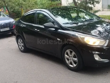 Hyundai Accent 2014 года за 4 500 000 тг. в Алматы – фото 2