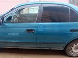 Toyota Carina E 1997 года за 1 600 000 тг. в Жетысай – фото 4