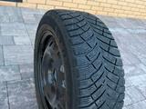 Зимние шины Michelin. за 120 000 тг. в Актобе