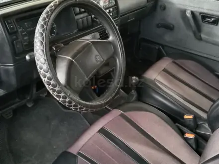 Volkswagen Golf 1991 года за 1 250 000 тг. в Актобе – фото 18