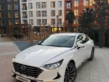 Hyundai Sonata 2023 года за 12 200 000 тг. в Актау
