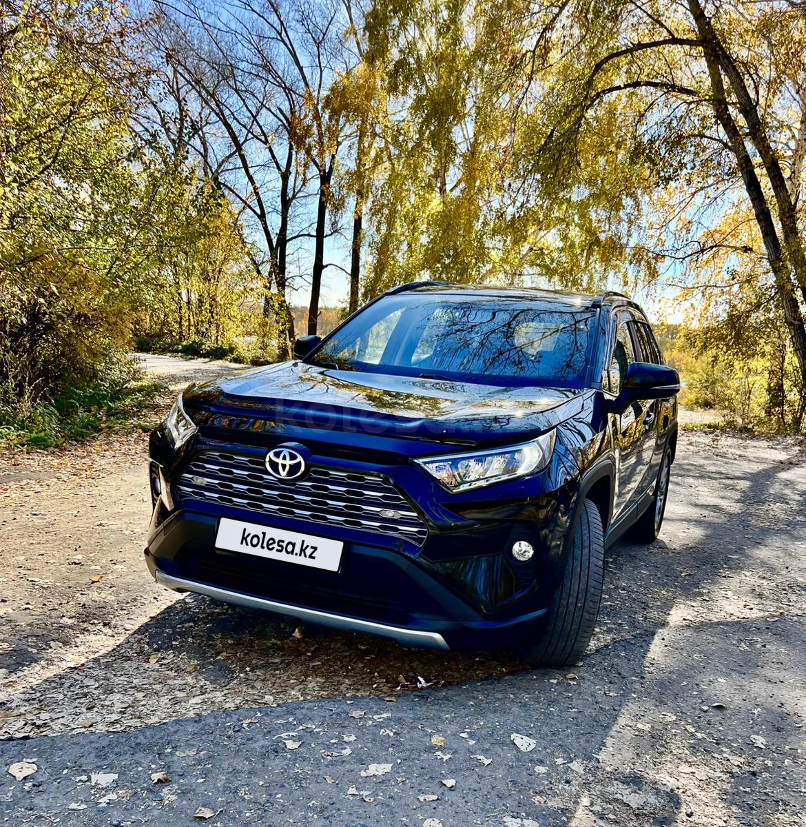 Toyota RAV4 2020 г.