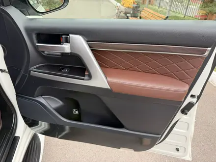 Toyota Land Cruiser 2017 года за 30 500 000 тг. в Астана – фото 29