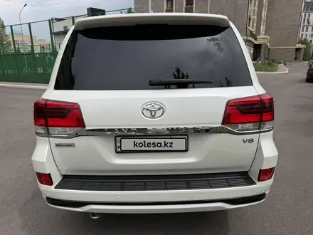 Toyota Land Cruiser 2017 года за 30 500 000 тг. в Астана – фото 7