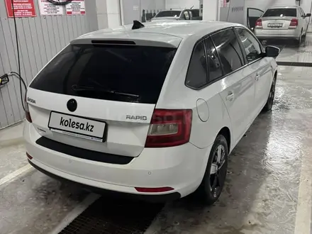 Skoda Rapid 2015 года за 4 700 000 тг. в Астана – фото 5