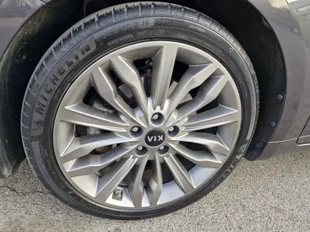 Kia K7 2019 года за 11 999 999 тг. в Алматы – фото 47