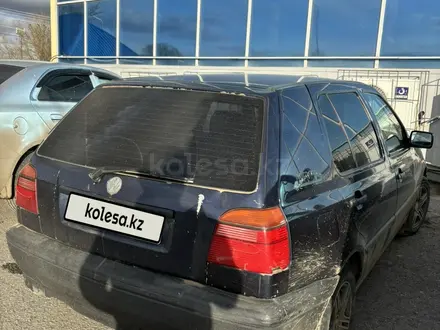 Volkswagen Golf 1993 года за 1 100 000 тг. в Эмба – фото 3