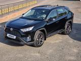 Toyota RAV4 2024 года за 21 990 000 тг. в Костанай – фото 2