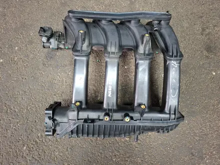 Коллектор впускной Nissan MR20DD 140014BB0A за 25 000 тг. в Алматы – фото 2