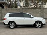 Toyota Highlander 2012 годаүшін12 100 000 тг. в Астана – фото 4