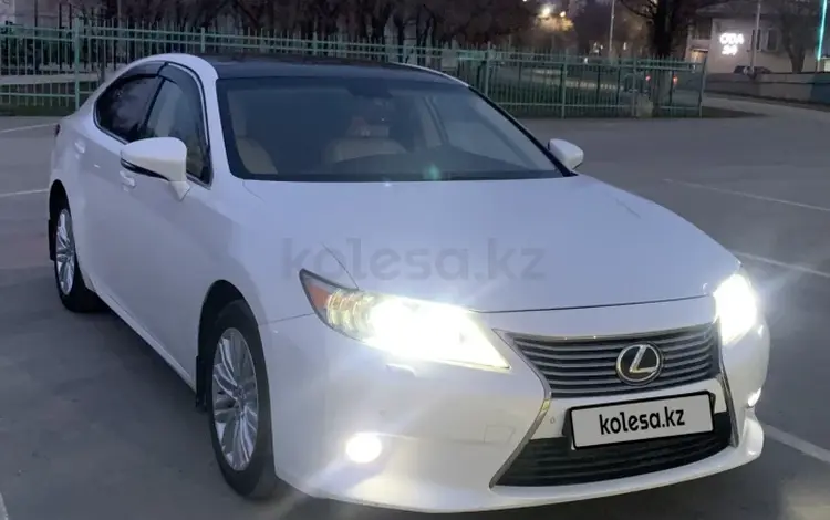 Lexus ES 250 2015 года за 13 500 000 тг. в Атырау