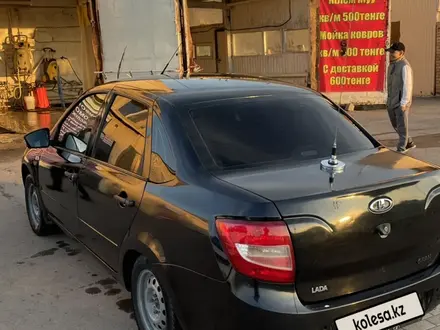 ВАЗ (Lada) Granta 2190 2013 года за 2 250 000 тг. в Астана