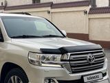 Toyota Land Cruiser 2018 года за 37 000 000 тг. в Шымкент – фото 2