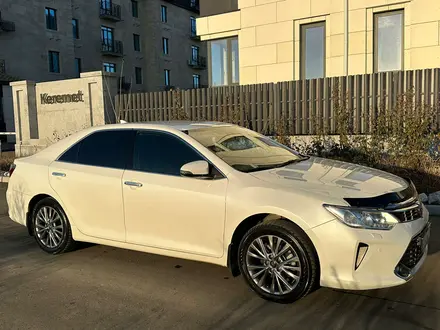 Toyota Camry 2015 года за 11 200 000 тг. в Уральск – фото 6