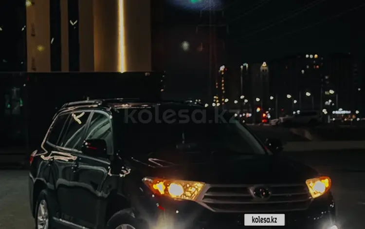 Toyota Highlander 2012 года за 10 000 000 тг. в Актау