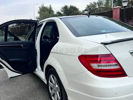 Mercedes-Benz C 180 2011 года за 6 700 000 тг. в Талдыкорган – фото 17