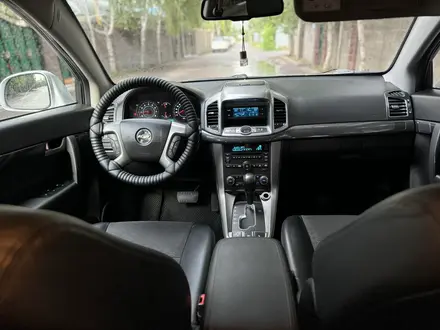 Chevrolet Captiva 2015 года за 7 500 000 тг. в Алматы – фото 9