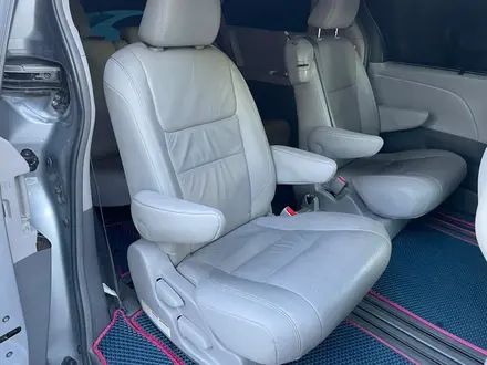 Toyota Sienna 2017 года за 15 500 000 тг. в Алматы – фото 20