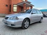 Toyota Avensis 2001 годаүшін4 300 000 тг. в Актобе – фото 2