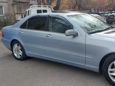 Mercedes-Benz S 320 2001 года за 4 850 000 тг. в Шымкент – фото 3