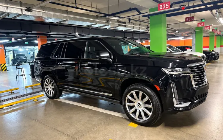 Cadillac Escalade 2023 года за 58 000 000 тг. в Алматы