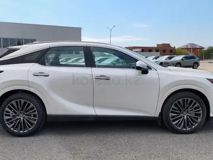 Lexus RX 350 Luxury 2025 года за 44 541 000 тг. в Актобе – фото 9